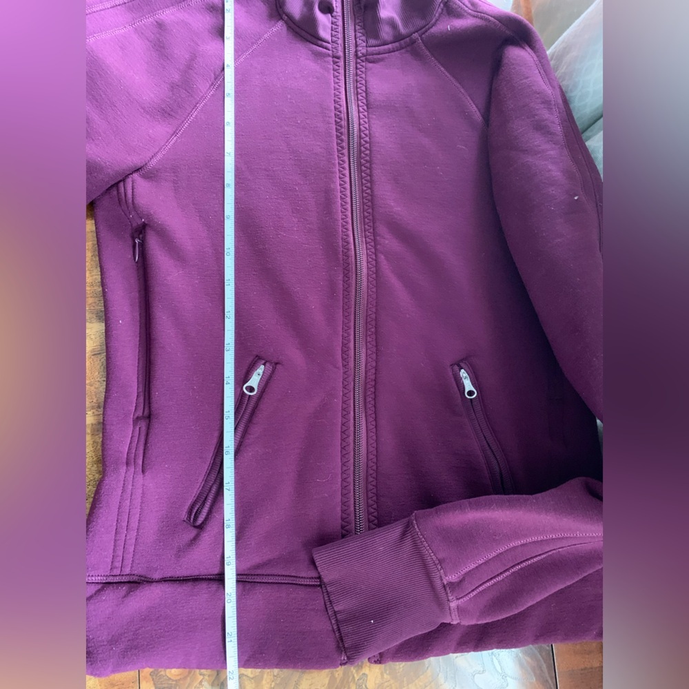 Lululemon full zip jacket in purple size S - Picture 9 of 9